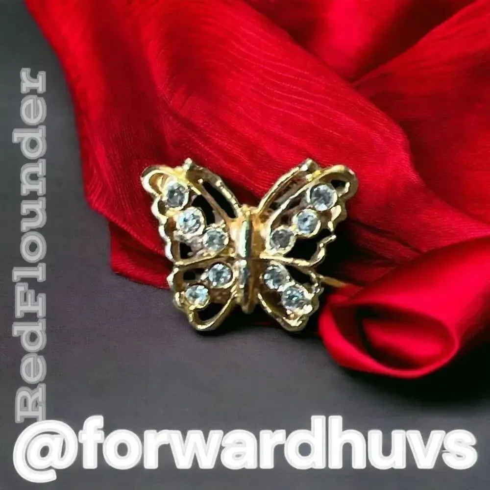 Vintage Gold Tone & Clear Rhinestone Pin